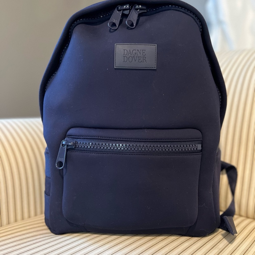 Dagne Dover. Medium Dakota. Color storm